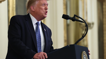 Us News Trump Fedagents Get