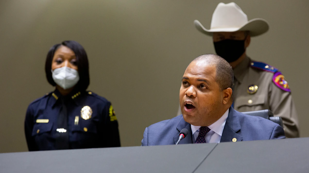 Dallas City Council Passes Budget That Leaves Police ...