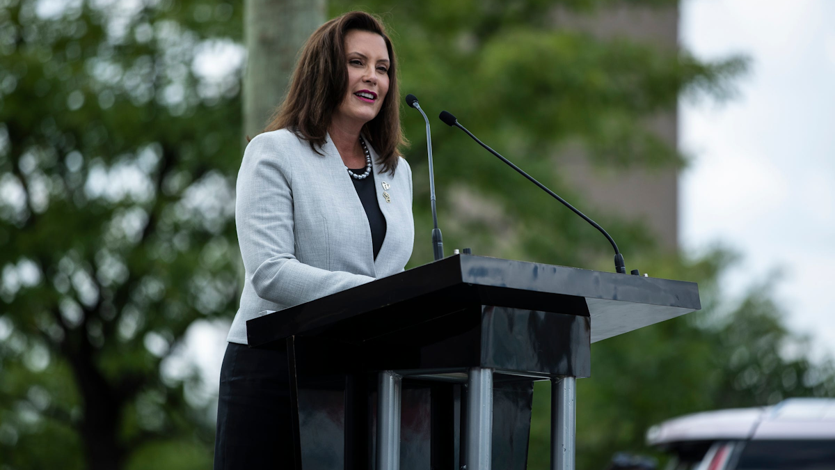 Fbi Thwarts Plot By Militia Group To Overthrow Michigan State Government Kidnap Gov Gretchen Whitmer Officer