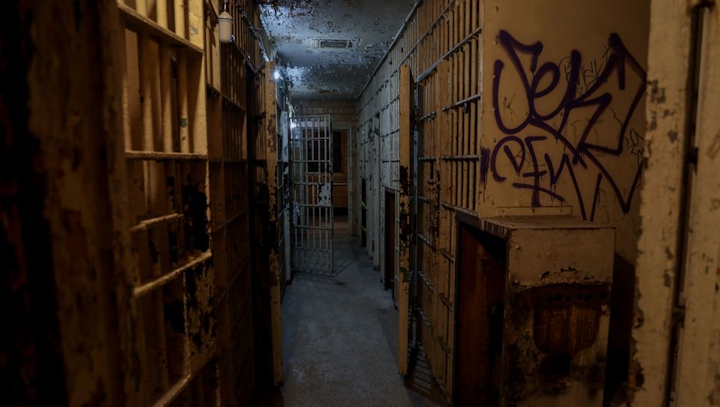 Search For The Supernatural At Abandoned Detroit Police Station Officer