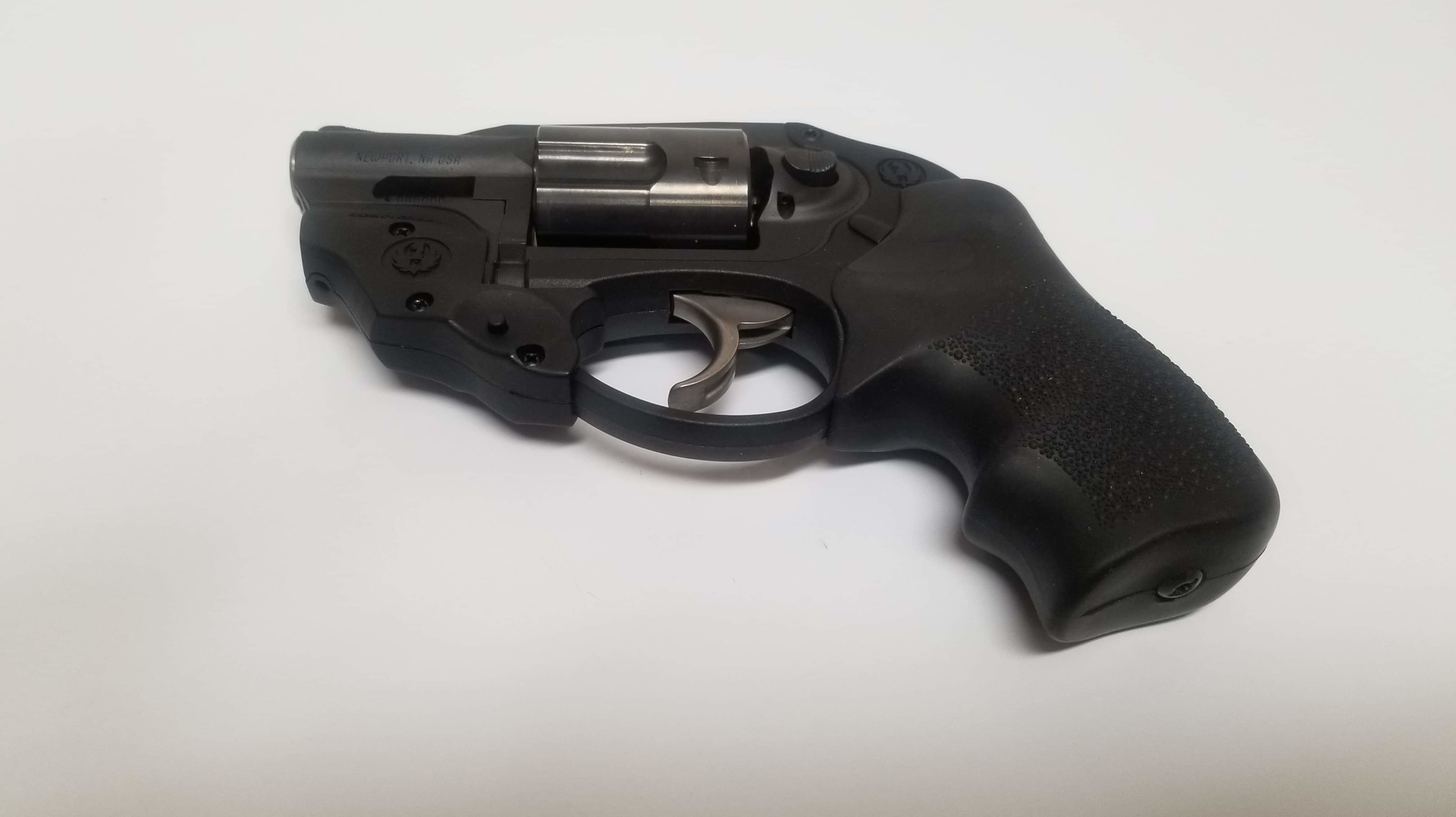 crimson trace laser grips for colt detective special