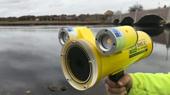 DHC-2 HD Diver Held Camera