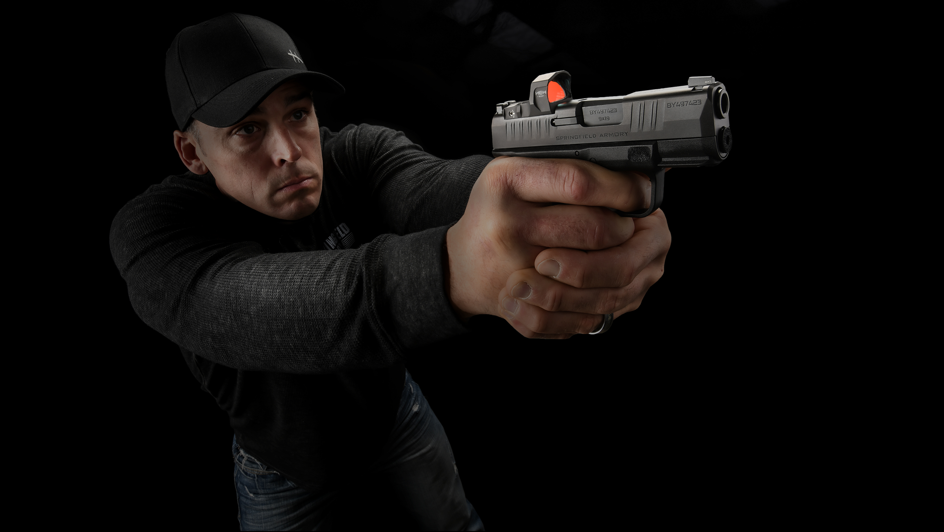 The Hellcat RDP (Rapid Defense Package) 3.8&rdquo; micro-compact 9mm handgun is paired with a HEX WASP micro red dot sight.