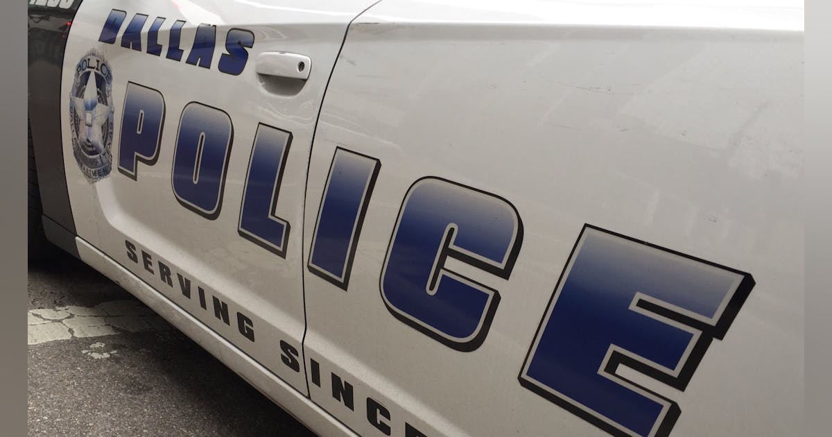 Man Broke Dallas Police Car Window, Rode on Roof in Escape Try 