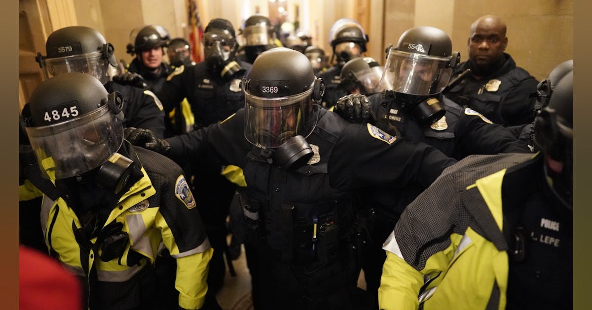 Capitol Police to Discipline 6 Officers over Jan. 6 Riot | Officer