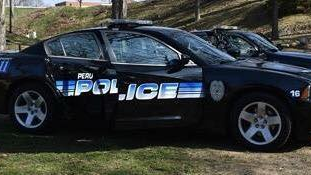 Peru Police Cruiser In 614db9919a023