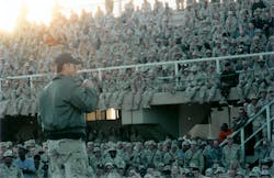 Gary And Troops Uso Photo Credit Gary Sinise Foundation Gary And Troops Uso Photo Credit Gary Sinise Foundation