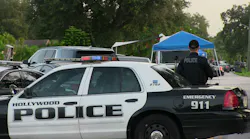 A Hollywood, FL, police officer died outside the Broward Mall in Plantation on Monday within hours of the death of another Hollywood officer.