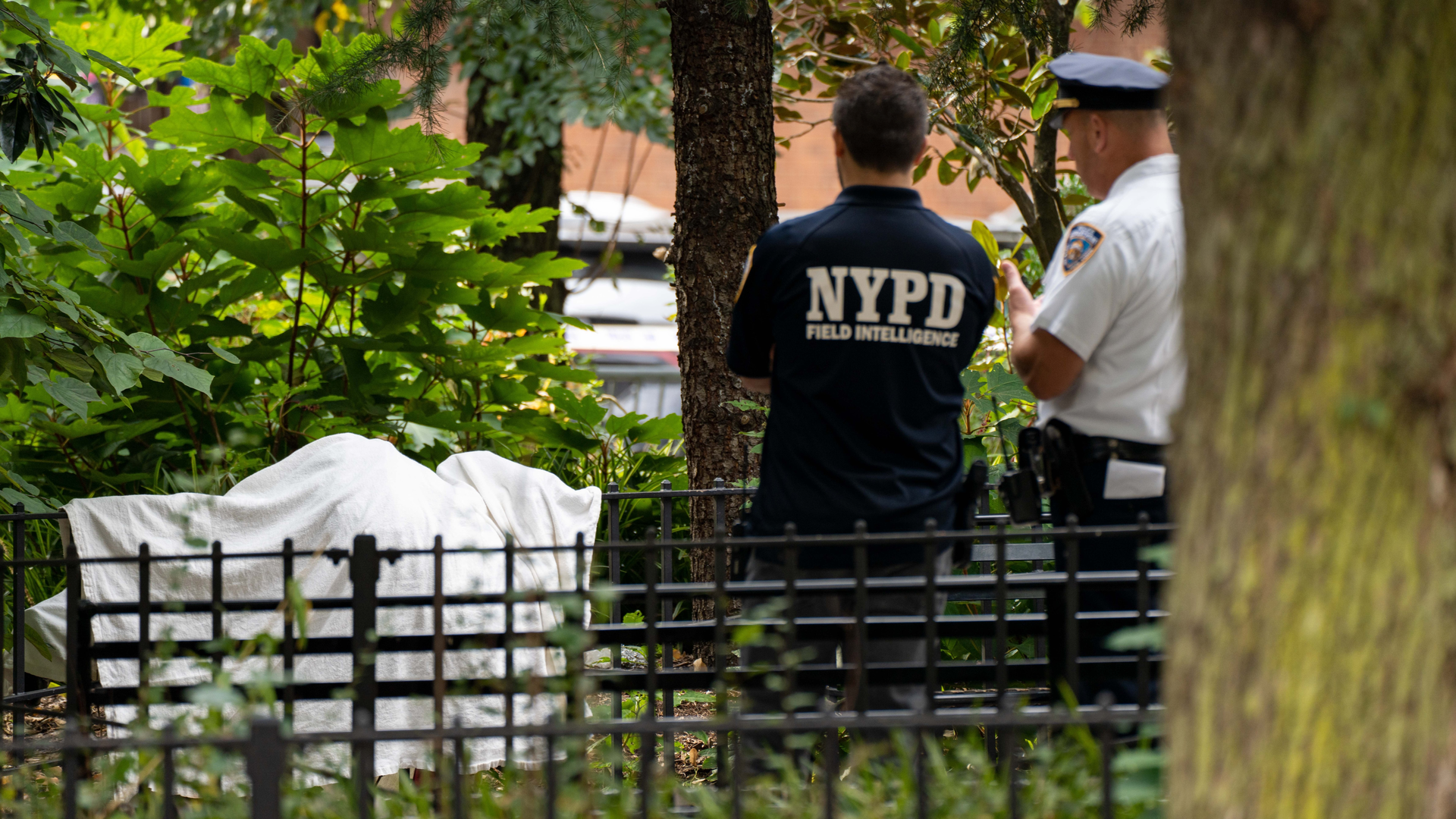 Man Found Dead Outside NYPD Headquarters | Officer