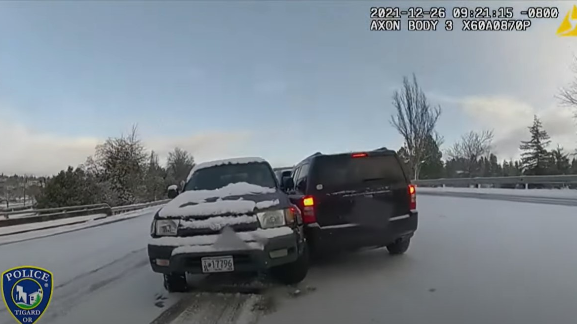 Tigard Snowy Raid Leap (or)