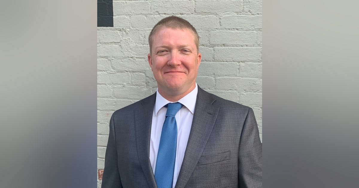 Robert Bowling | Officer