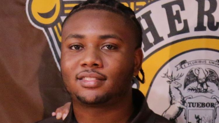 Wayne County, MI, Sheriff's Deputy Devante Jones.