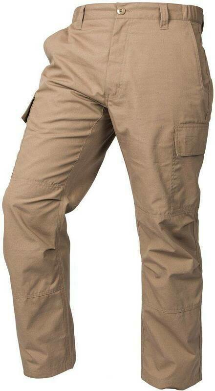 You will never want for more pockets with the men&rsquo;s Cargo Core Pant.
