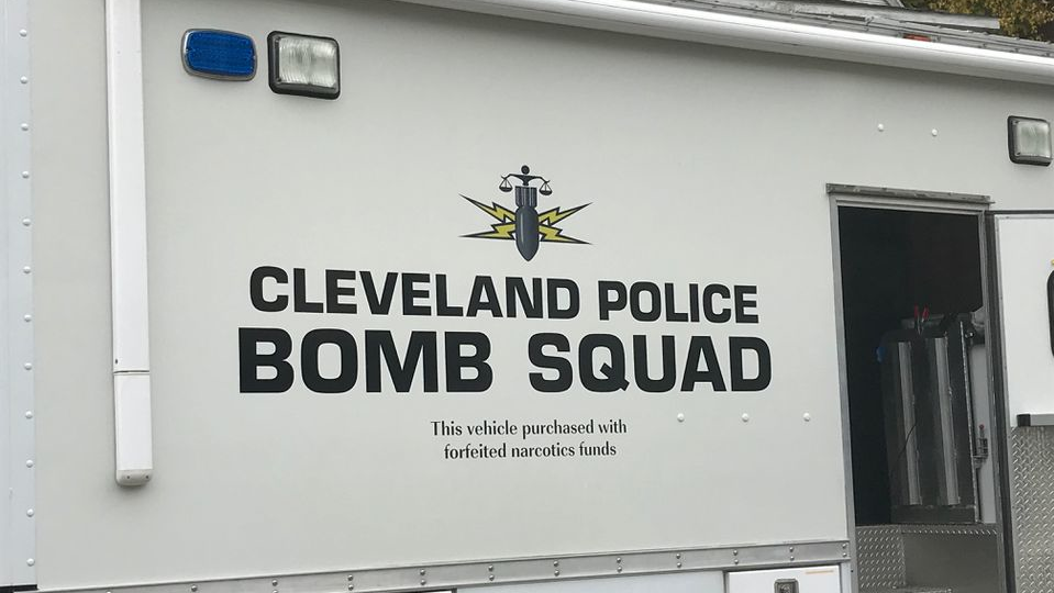 Cleveland Police Dept Bomb Squad Vehicle Oh 6232164f6abe5
