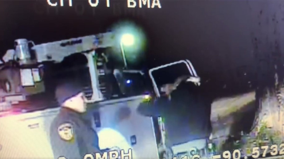 A pet squirrel escaped its cage and attacked a Livingston Parish, LA, sheriff's deputy during a traffic stop last month.