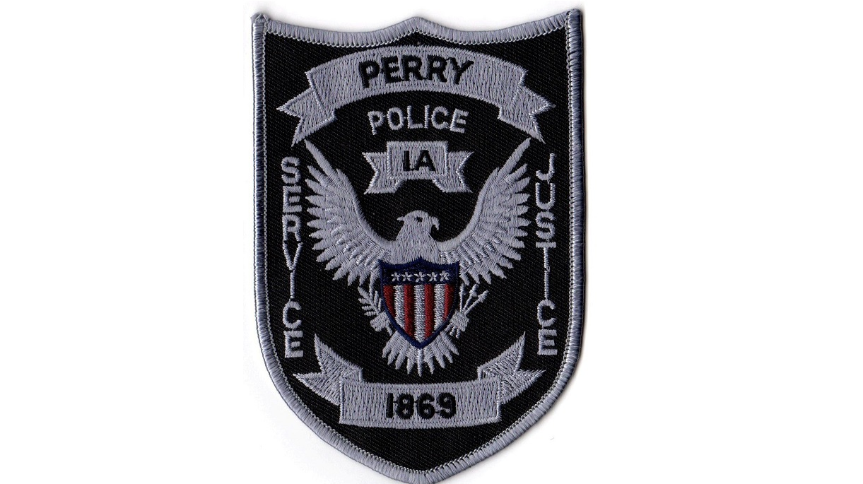 Perry Police Dept Patch Use Ia 627a80f53fb52