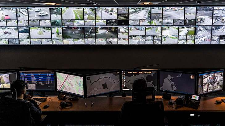 Public safety agencies can now live-stream body-worn and in-car video to CommandCentral Aware to better visualize, understand and respond to incidents as they unfold.