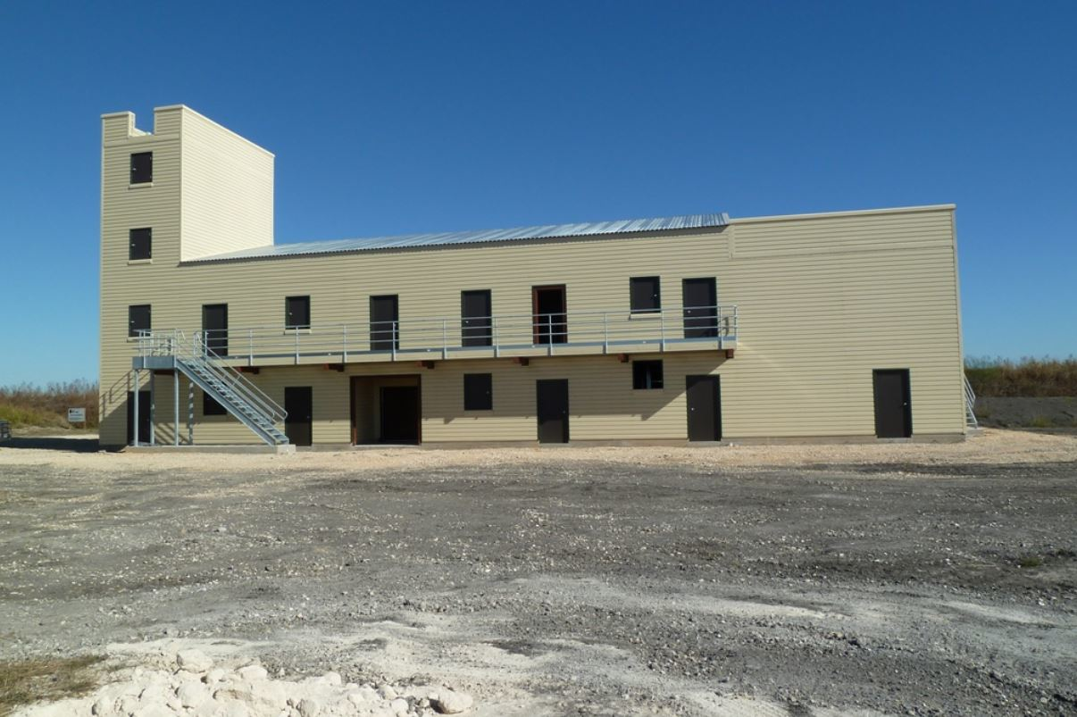 This is a Series 2000 Motel/Mall design erected in June 2010 in San Marcos, Texas.