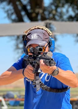 Lindsey tested the Swampfox Blade on a Lancer L15 with an MMC Armory upper. The MMC upper is a tack driver, and the Lancer has some features that give it better ergonomics and utility for patrol.