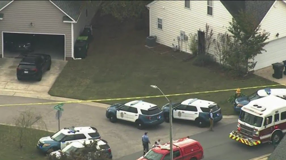 Off Duty Police Officer Among 5 Killed In N C Shooting Officer