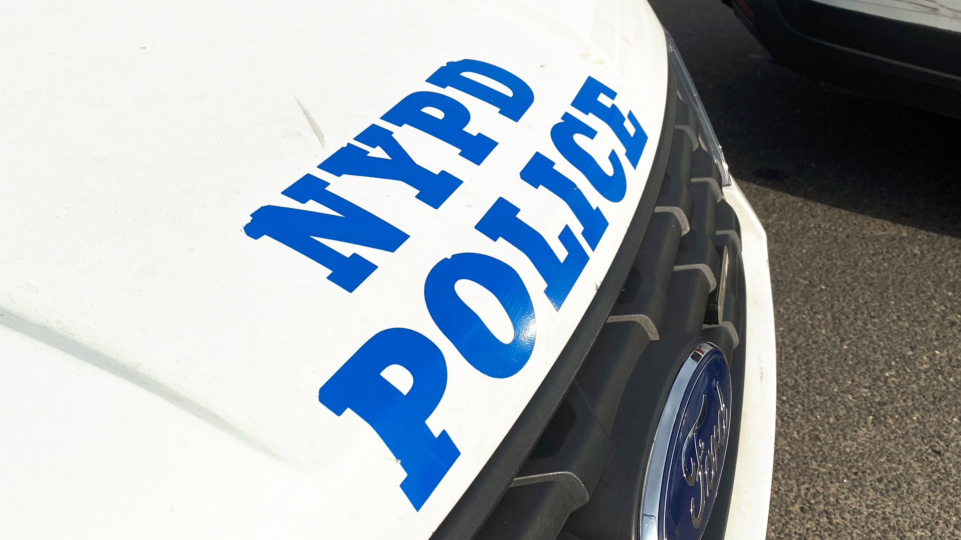 Nypd Van Front Nyc Tns 63d01d0f00bcc