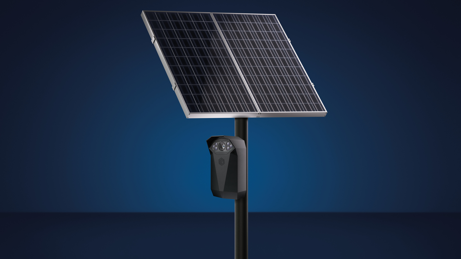 AutoVu Cloudrunner mounted with solar panel