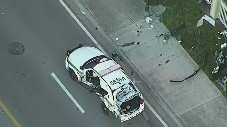 Miami-Dade Police Officer Airlifted to Hospital after Crash | Officer