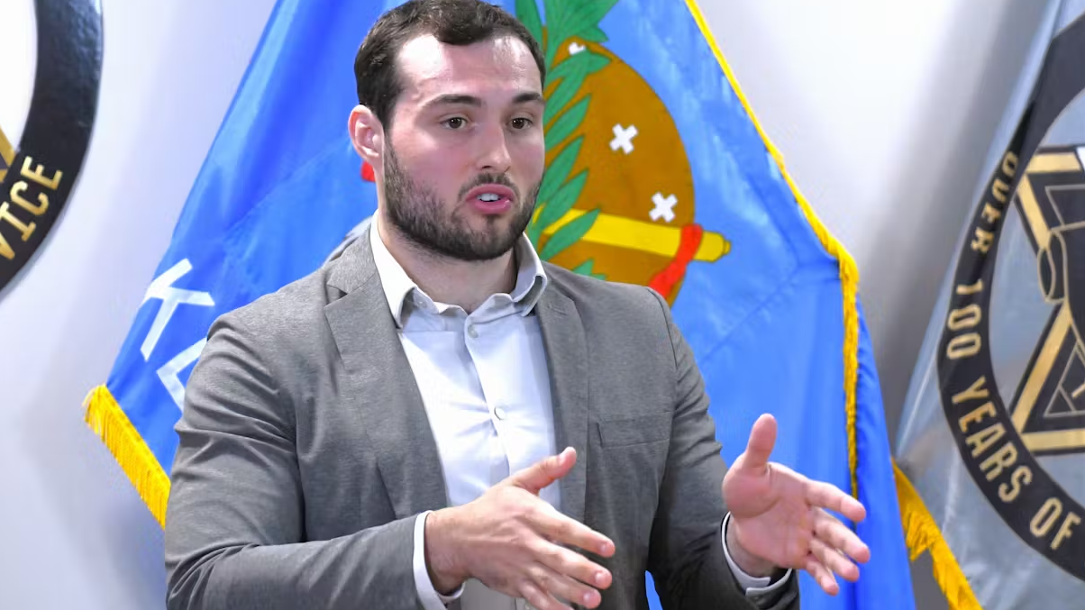 Prepared Live CEO Michael Chime talks about the company's 911 live streaming technology that connects dispatchers, law enforcement and emergency callers.