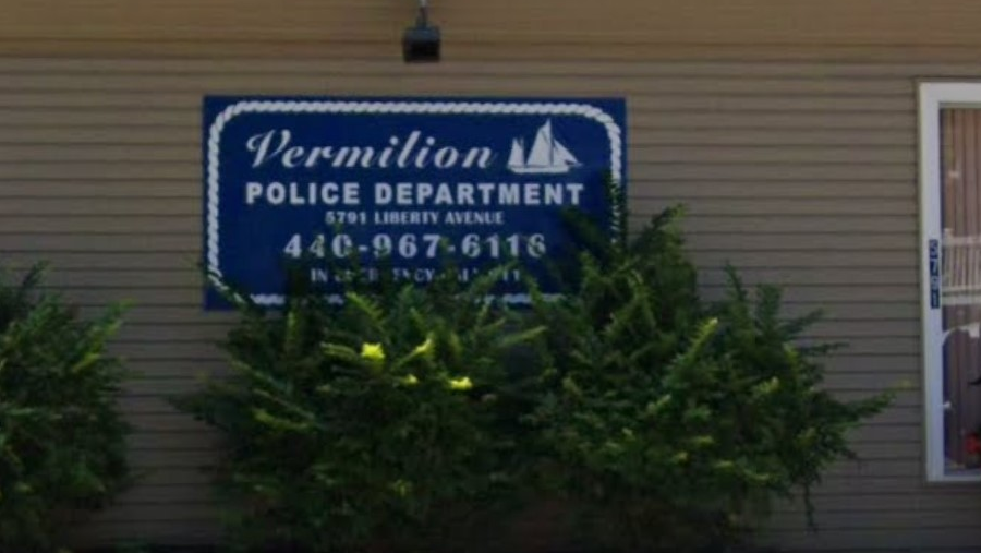 COVID Outbreak Briefly Shuts Down Ohio Police Department - Vimarsana News
