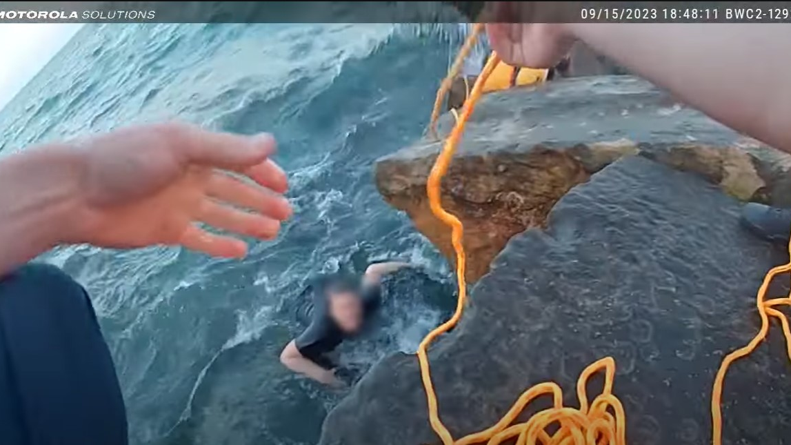 Kenosha Police Lake Michigan Rescue (wi)