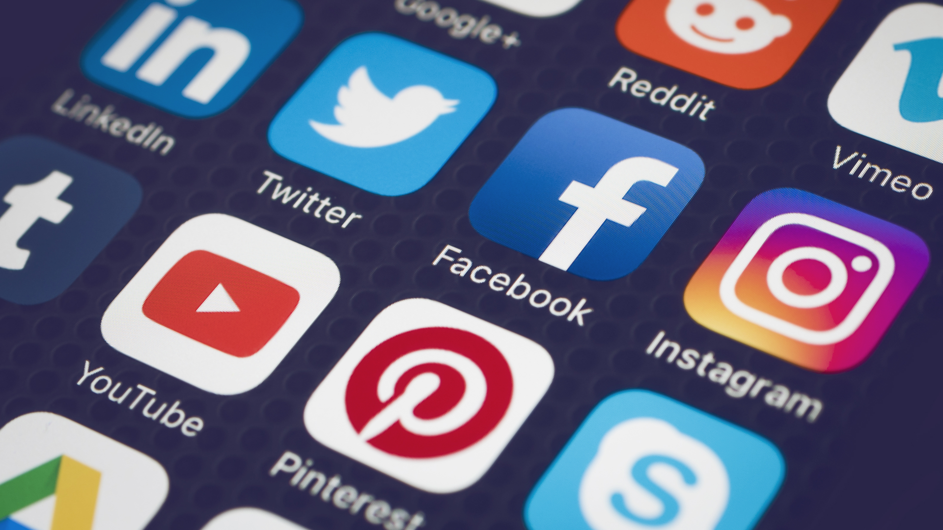 Dreamstime L 85888318 6524088f9616b