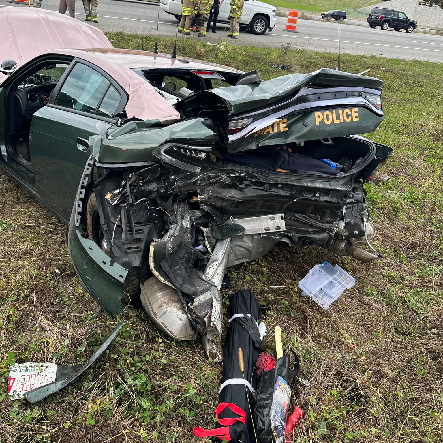 https://img.officer.com/files/base/cygnus/ofcr/image/2023/10/1x1/New_Hampshire_Trooper_Cruiser_Crash_Construction__NH_.6527fd4fdacac.png?auto=format%2Ccompress&w=320