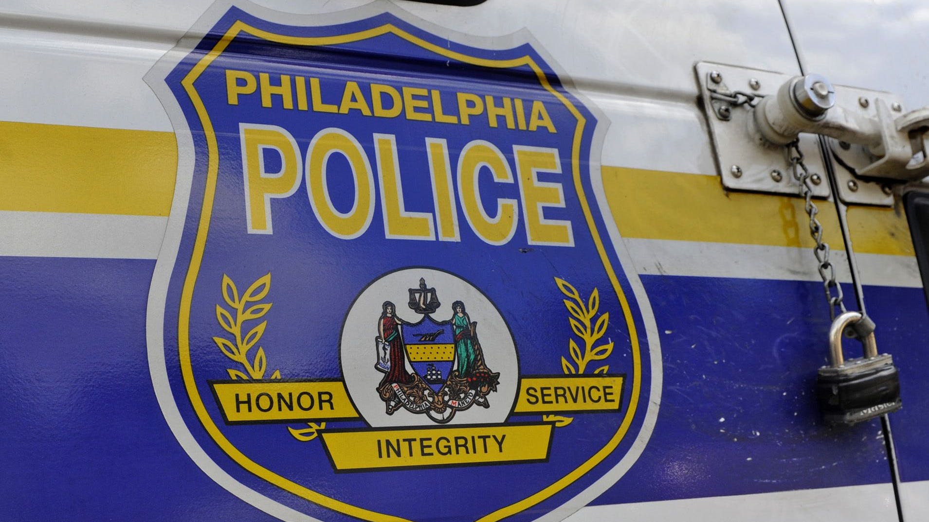 65ba656b8a3db4001e7d17e0 Philadelphia Police Dept