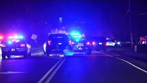 Officer shot while trying to rescue female hostage in Richland County