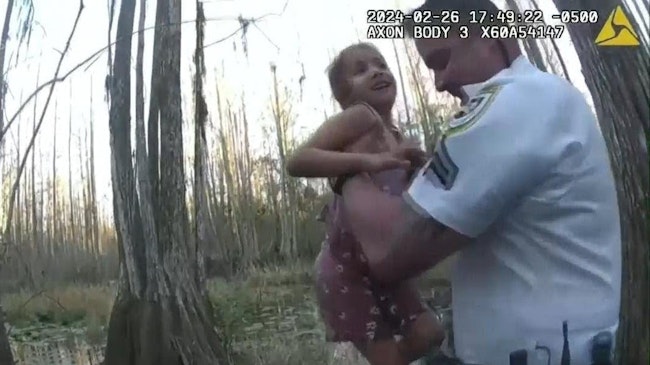 Video of 5-year-old girl being found in Florida swamp