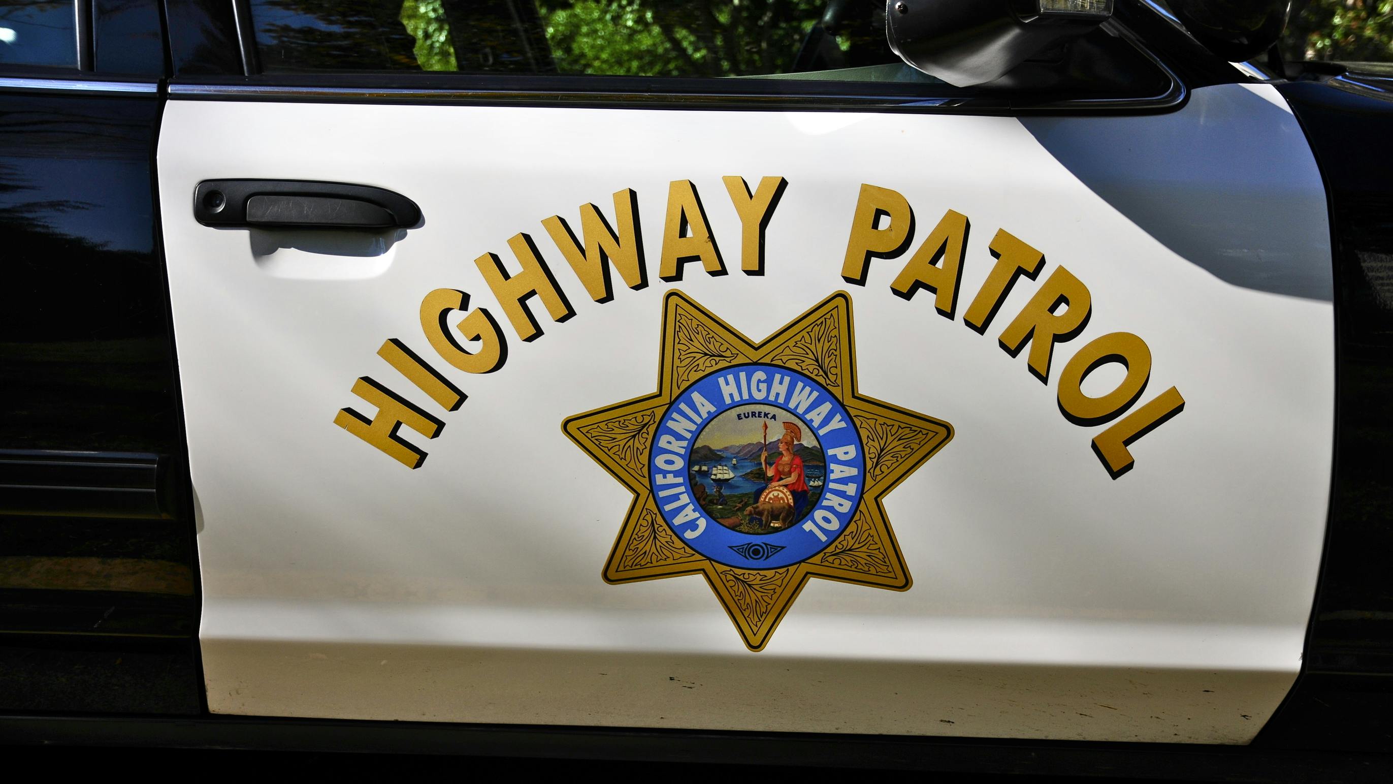 65e88b786f8207001ed01f5f California Highway Patrol Cruiser Side Ca Dt