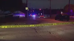 Dallas, TX: Officer shot while following suspect vehicle; Five arrested, police say