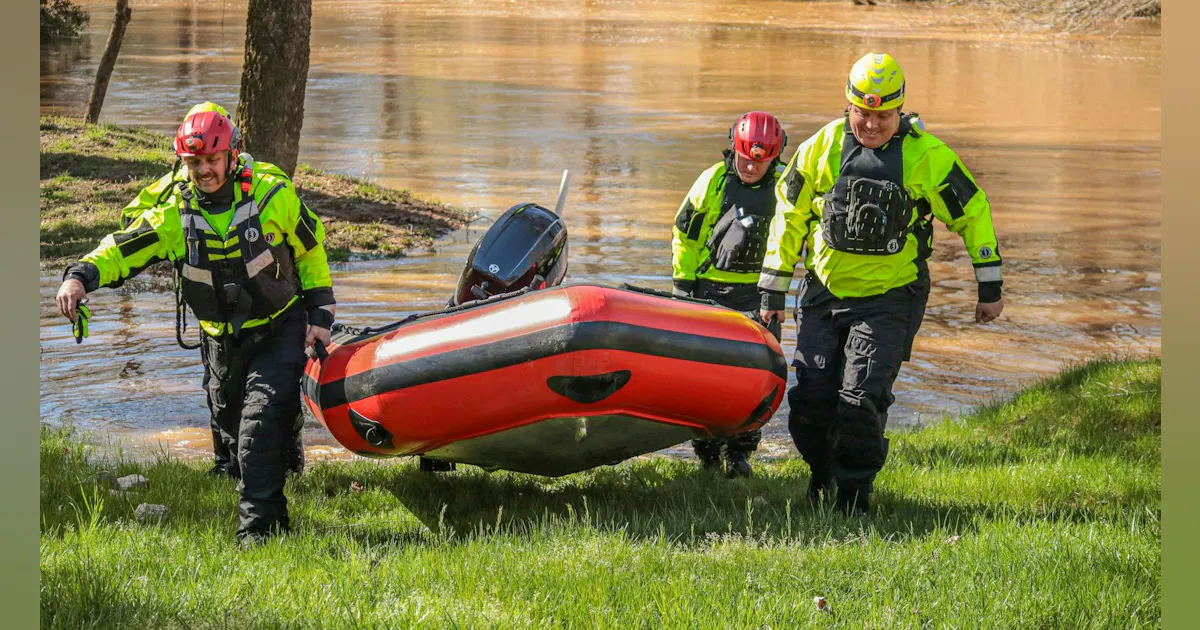 Fluid Watercraft Launches New Search and Rescue (SAR) Boats | Officer