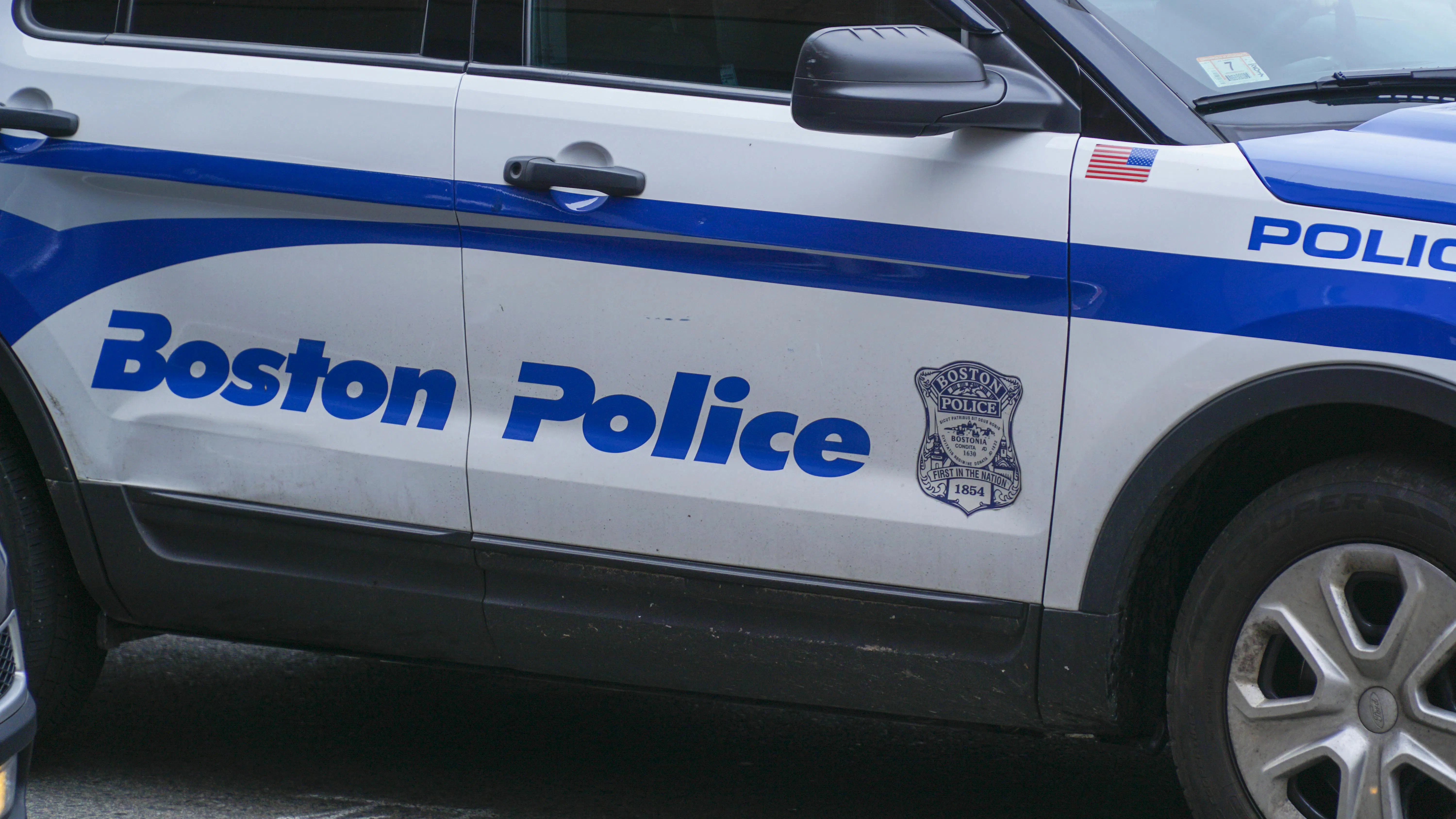2 Boston Police Officers Injured in Shooting after Arrest - Vimarsana News