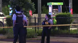 Chicago police fatally shoot stabbing suspect, wound victim on West Side: CPD