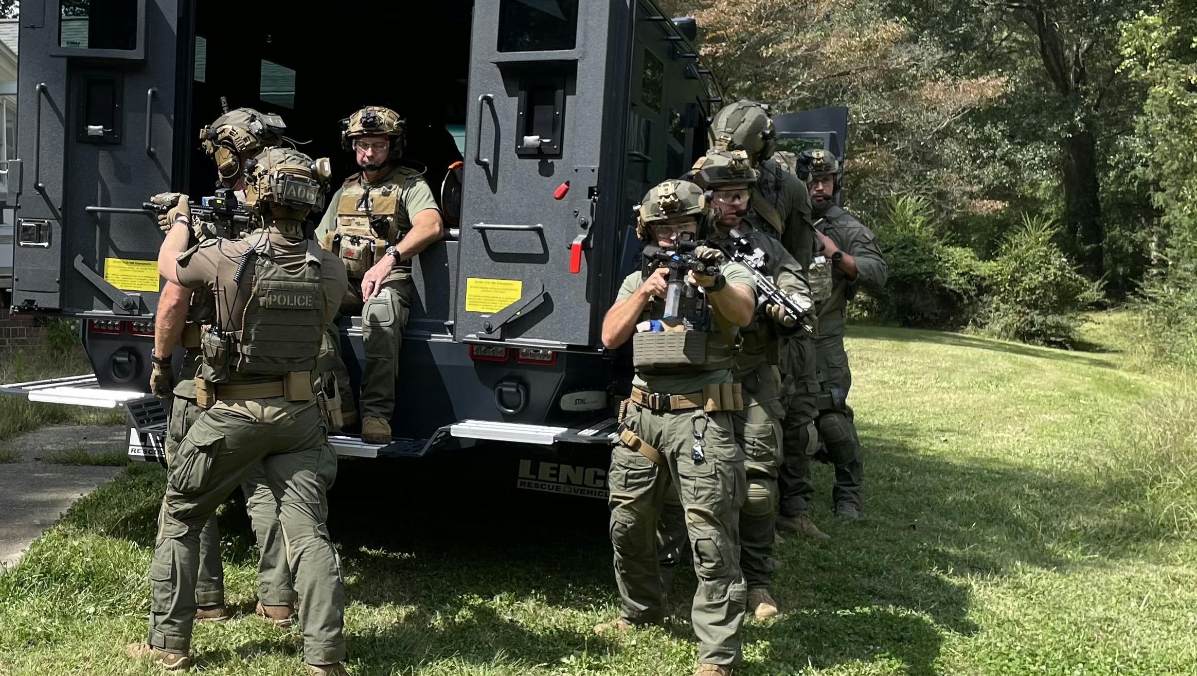 66fc4d5bf68dc5a6ee1b2c81 Activeshooterhandbookswatimage