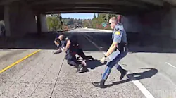 Suspect Attempts to Light a 💣 While Running From Officers