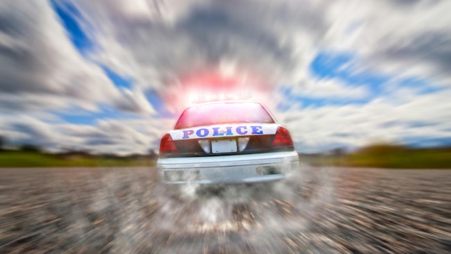 676f12863b46e5ea0796a826 Police Car Chase Dt