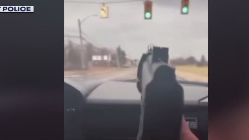 Detroit suspects pointed guns at police, posted video online