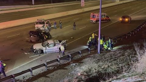 Memphis Police squad car, officers struck while investigating I-240 hit-and-run