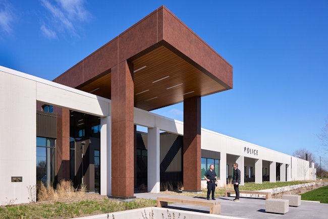 6906a880623bb91b641c11a2 250429cg Bkv Rosemountpolice 006