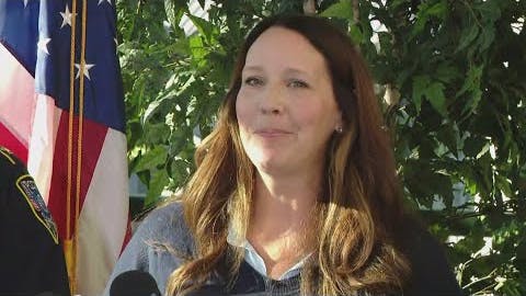 A preschool teacher who drove a Slidell police officer in pursuit of a shoplifting suspect was thanked and given an award by the department.