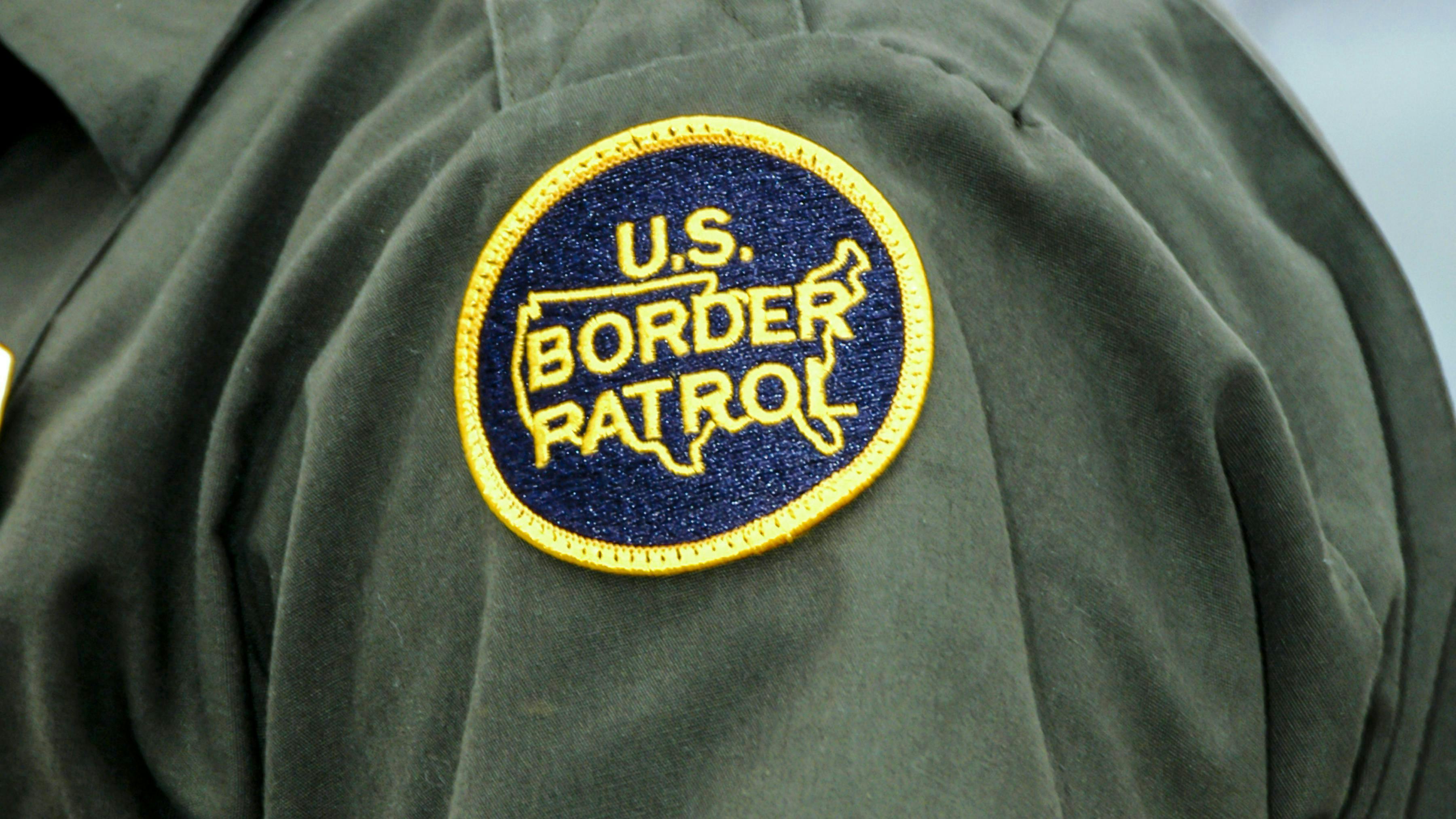 Officials : Man Shot by Border Patrol Agents After Opening Fire