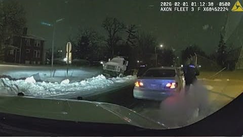 Gunfire narrowly misses Columbus, OH, police officers outside substation.