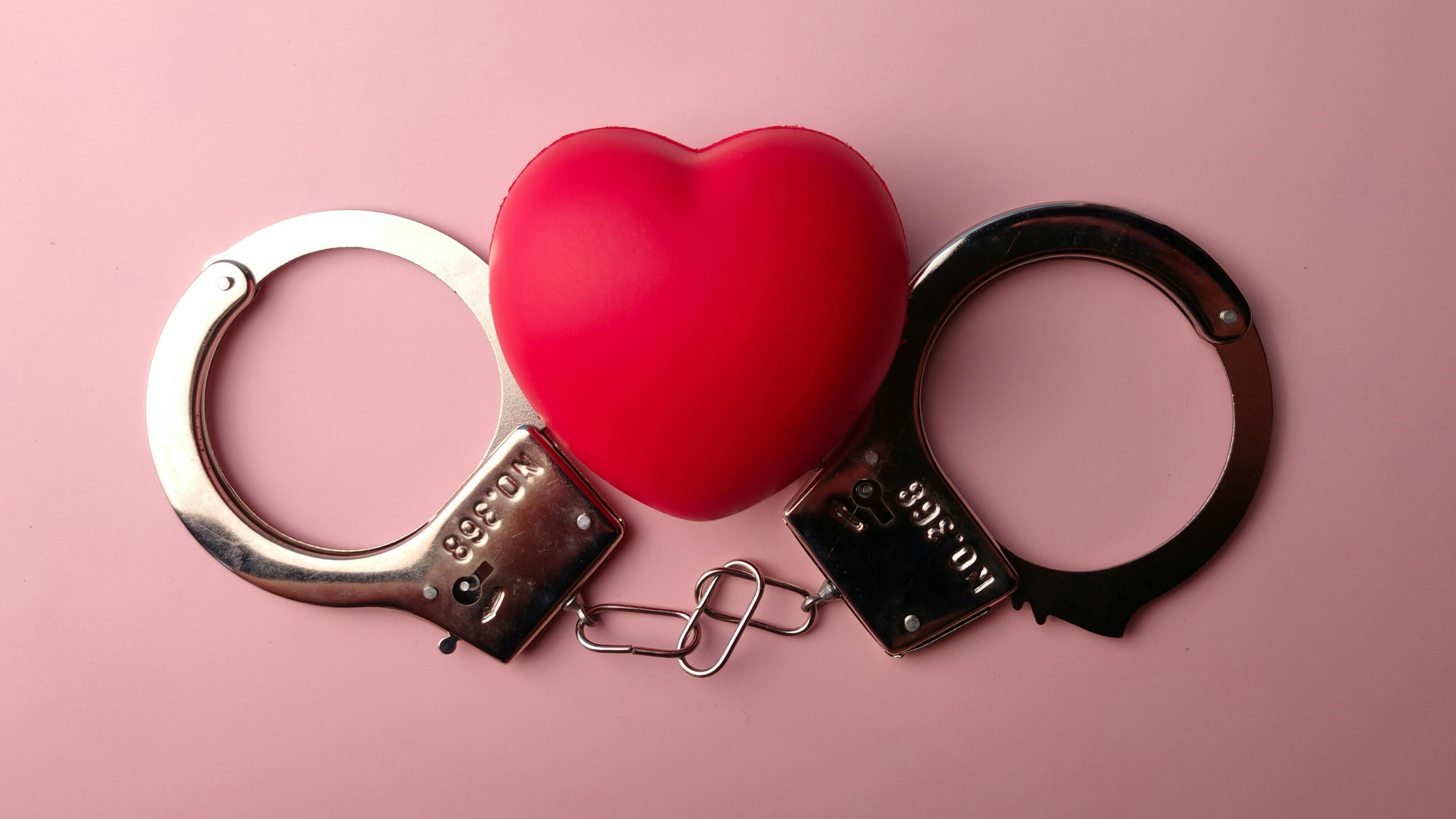 Hearts and handcuffs: Phillipsburg, NJ, police want to serve active warrants this Valentine's Day.